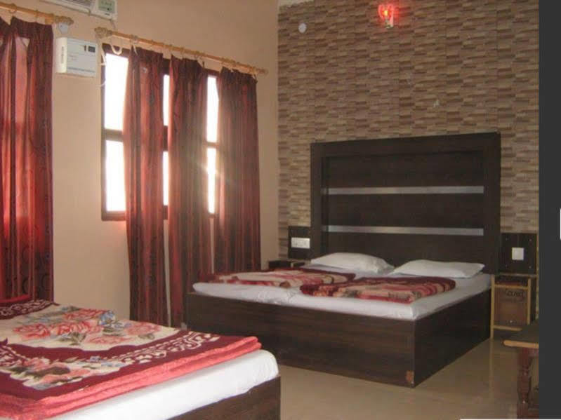Hotel Gyan Haridwār Exterior foto